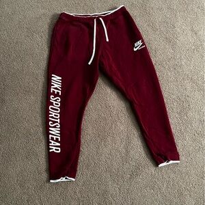 Nike Sportswear Sweatpants-Joggers
